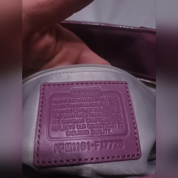 Coach Gallery Tote Bag Patent Leather Lavender Color - Picture 7 of 8